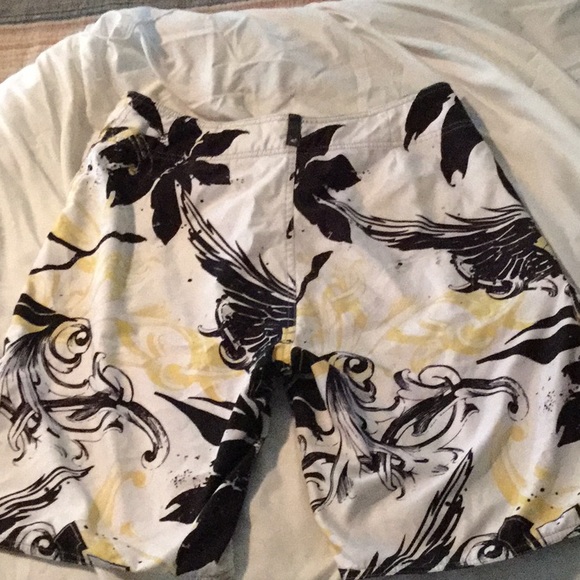 O’Neill boardshorts. Size 33 - Picture 7 of 8